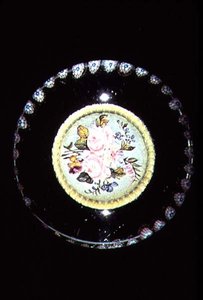 Plaque, sulfid med blomsterbuket, ca. 1845-55 af French School