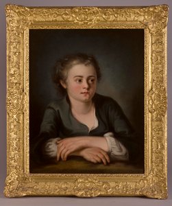 Portræt af en ung pige, iført en grøn kjole og hvid chemise, siddende foran et bord af French School