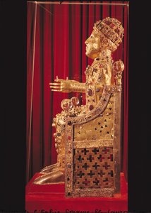 Relikviestatue af Saint Foy, ca. 980 (guld, sølv, træ, ædel- og halvædelsten) (se 121295 og 162668)