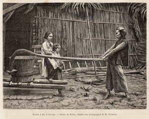 Rismøllen, foran en bondes hus i Gocong, gravering efter en tegning af Robin, der illustrerer rejsen til Cochinchine, af doktor Morice, i 1872, udgivet i "" Le tour du monde""" 1875, redigeret af Edouard Charton, Hachette udgave, Paris. Selva af French School