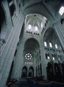 Udsigt over krydsningstårnet mod sydvest, afsluttet c.1230 af French School