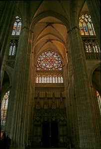 Vindue, der forestiller det sydlige tværskib af French School
