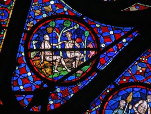 Vindue w115, der forestiller Adam og Eva under et træ med dyr og fugle af French School
