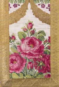 chasubel af et liturgisk ensemble tilbudt af Louis-Philippe 1810 (silke broderet med guld) af French School
