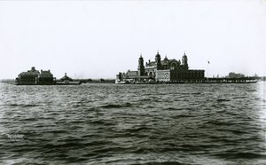 Ellis Island, New York Harbour, 1903 af G.P. Hall und Sohn