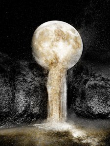 Golden Moon-vandfaldet af Gemma Bardot