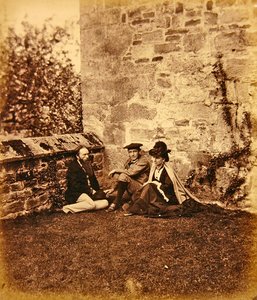 The Howard Family Photograph Album (sort, hvid og sepia fotografi)