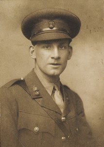 Portræt af digteren Siegfried Loraine Sassoon 1886-1967, 1915.