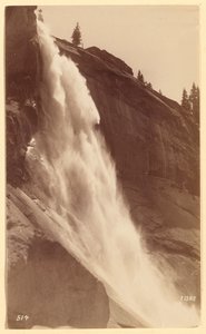 Nevada Fall. 700 fod. Fra Cloud