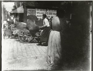 Aktivitet i Houtkopersdwarsstraat og Jodenbreestraat i Amsterdam af George Hendrik Breitner
