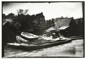 Udsigt over et skibsværft på Prinseneiland i Amsterdam af George Hendrik Breitner