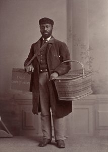 Theodore Ferris [til højre]