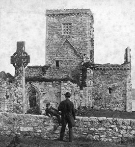 Ruinerne af katedralen og St Martins Cross, Iona, Argyll og Bute, Skotland, slutningen af det 19. århundrede.