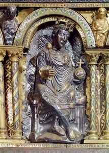 Otto II (955-83), hellig romersk kejser, detalje fra kejser Karl den Stores helligdom (742-814), 1215 (guld og champleveemalje) af German School