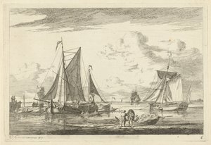 Strand og hav med forskellige både af Gerrit Groenewegen