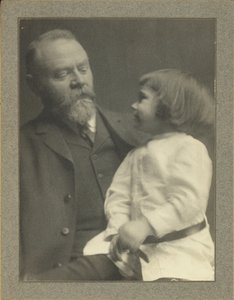 [Eduard Käsebier og barnebarnet Charles F. O