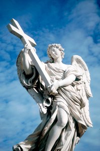 Engel bærende et kors, fra Ponte St Angelo, Rom, Italien, 1669 af Gian Lorenzo Bernini