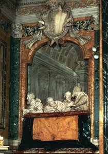 Sideboks med Cornaro-familien, marmorskulptur fra skole af Gian Lorenzo Bernini (1598-1680), Cornaro Chapel, Santa Maria della Vittoria-kirken, Rom, Italien af Gian Lorenzo Bernini