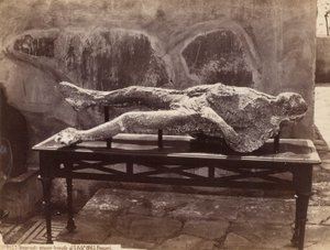 Menneskelige fodspor, Pompeji [Human Cast, Pompeii] af Giorgio Sommer