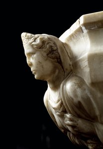 Benitier ved søjlen dekorerer de tre teologiske dyder og a la vat decoree af busterne af de fire kardinaldyder - detalje (Marmor stoup med søjle med de tre teologiske dyder og vandfont med de fire kardinaldyder) Skulptur af af Giovanni Pisano