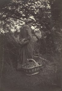 Kvinde stående med kurv på jorden, 1870.
