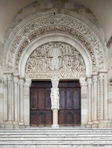 Den sidste dom, Centralportalen til Saint-Lazare-katedralen, Autun, Frankrig