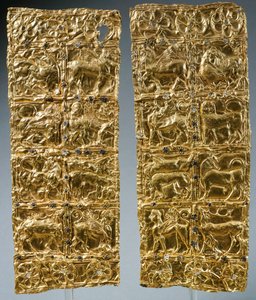 Folie med præget dekoration fra Delphi (guld) af Greek