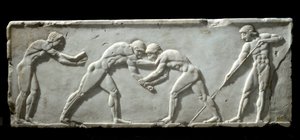 Græsk kunst: base af kouros, der repræsenterer wrestlere under en kamp. Marmorreliefstrømper, 510-500 f.Kr. - Athen, arkæologisk museum - Fighting wrestlers - Marmorbasreliefudskæring af en kouros-skulptur, 510-500 f.Kr. - Nationalt arkæologisk museum, Ath af Greek