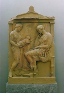 Begravelsesstela, der forestiller en tjenestepige, der holder en baby frem til en siddende kvinde (marmor) af Greek School