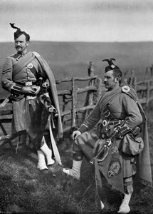 Pipe-Major Reith og Corporal-Piper Reith fra London Scottish, 1896.