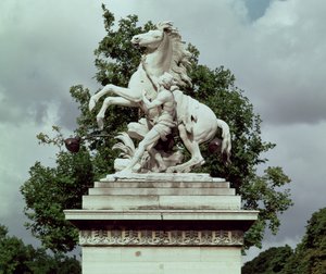 En af de to "Marly-heste", 1739-45 (marmor)
