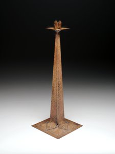 Lysestage, ca. 1907 (kobber) af Gustav Stickley