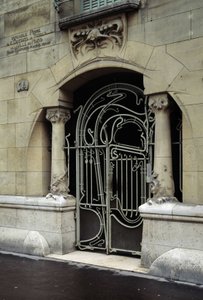 Art Nouveau-arkitektur: udsigt over indgangsdøren til Castel Beranger beliggende på 14, rue de la Fontaine i det 16. arrondissement i Paris. Tegnet af arkitekten Hector Guimard (1867-1942) DR
