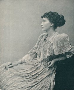 Fru Hugh E. H. Hoare, c1893