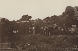 Ceylons ruinerede byer: Klippetemplet ved Polonnaruwa (s/h-billede)