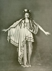 En athensk modekvinde f.Kr. 600-468, 1924. af Herbert Norris