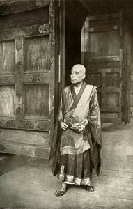En Buddhas præst, 1910. af Herbert Ponting