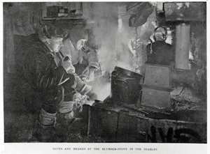 Oates & Meares ved spækovnen i stalden, 1911 af Herbert Ponting