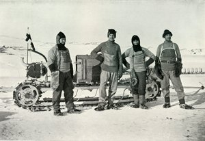 Motorpartiet fra venstre mod højre - Lashly, B.C. Dag, løjt. Evans, Hooper, oktober 1911, 1913 af Herbert Ponting