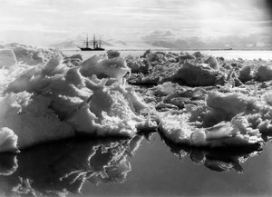 Terra Nova i McMurdo Sound, Antarktis, 1911 af Herbert Ponting