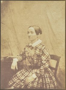 [Portræt af en siddende kvinde]. af Hippolyte Bayard