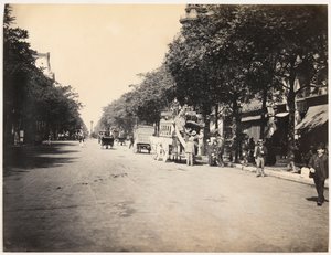 Omnibus på en boulevard i Paris, ca. 1890 (s/h-foto) af Hippolyte Blancard