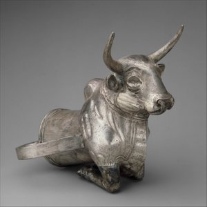 Fartøj, der ender i forparten af en tyr, ca. 1300 f.Kr. (sølv) af Hittite