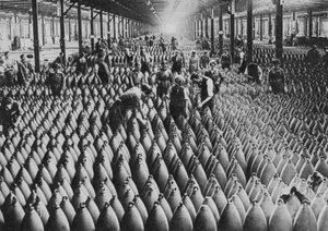 En ammunitionsfabrik, Første Verdenskrig, 1917 1938