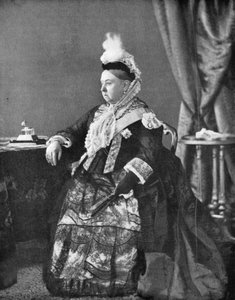 Dronning Victoria i den kjole, hun bar ved sin gyldne jubilæumsgudstjeneste, 1887.