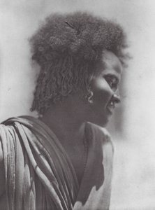 Afrika: Unge fra Hadendoa, det østlige Sudan (s/h-foto)