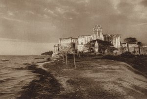 Mexico: Campeche, ruinen af San Francisco-klosteret (s/h-foto) af Hugo Brehme