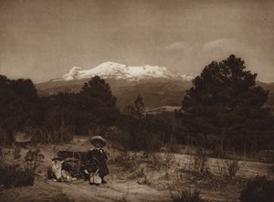 Mexico: Iztaccihuatl (s/h-foto) af Hugo Brehme