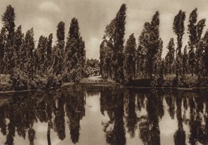 Mexico: Xochimilco med de såkaldte "flydende haver" (s/h-foto) af Hugo Brehme