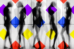 Rytmiske geometriske figurer af Igor Shrayer